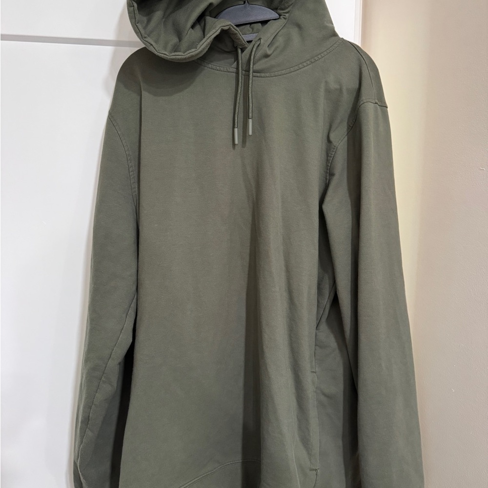 CUTS brand Olive Green Hoodie elongated trendy XXL (fits like Large)